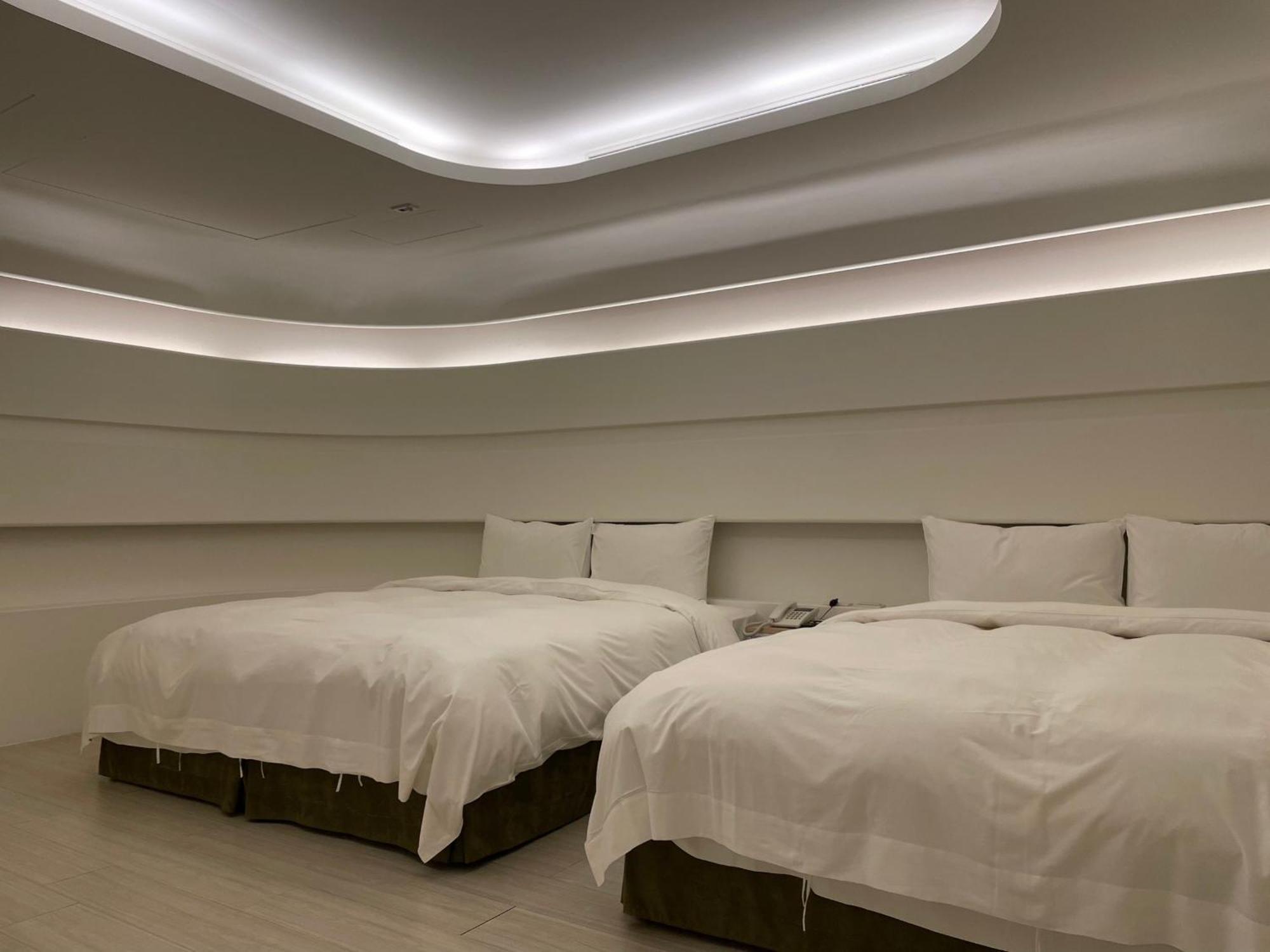 Ya Nold Hot Spring Hotel Джиаоси Екстериор снимка